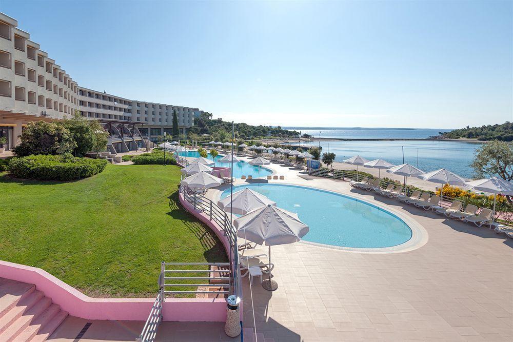 Hotel Istra Rab Town Exterior photo